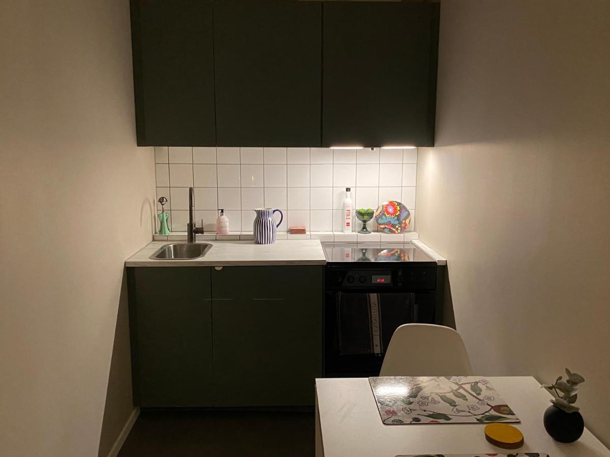 Attefallshus Pa Aengoe I Kalmar Esterno foto