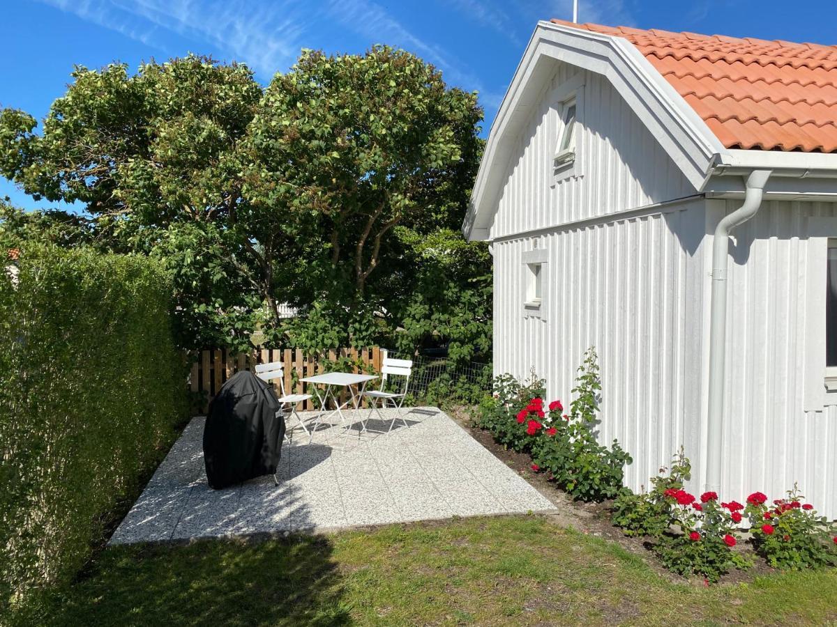 Attefallshus Pa Aengoe I Kalmar Esterno foto